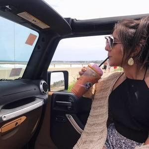 Meet your Posher, Taylor